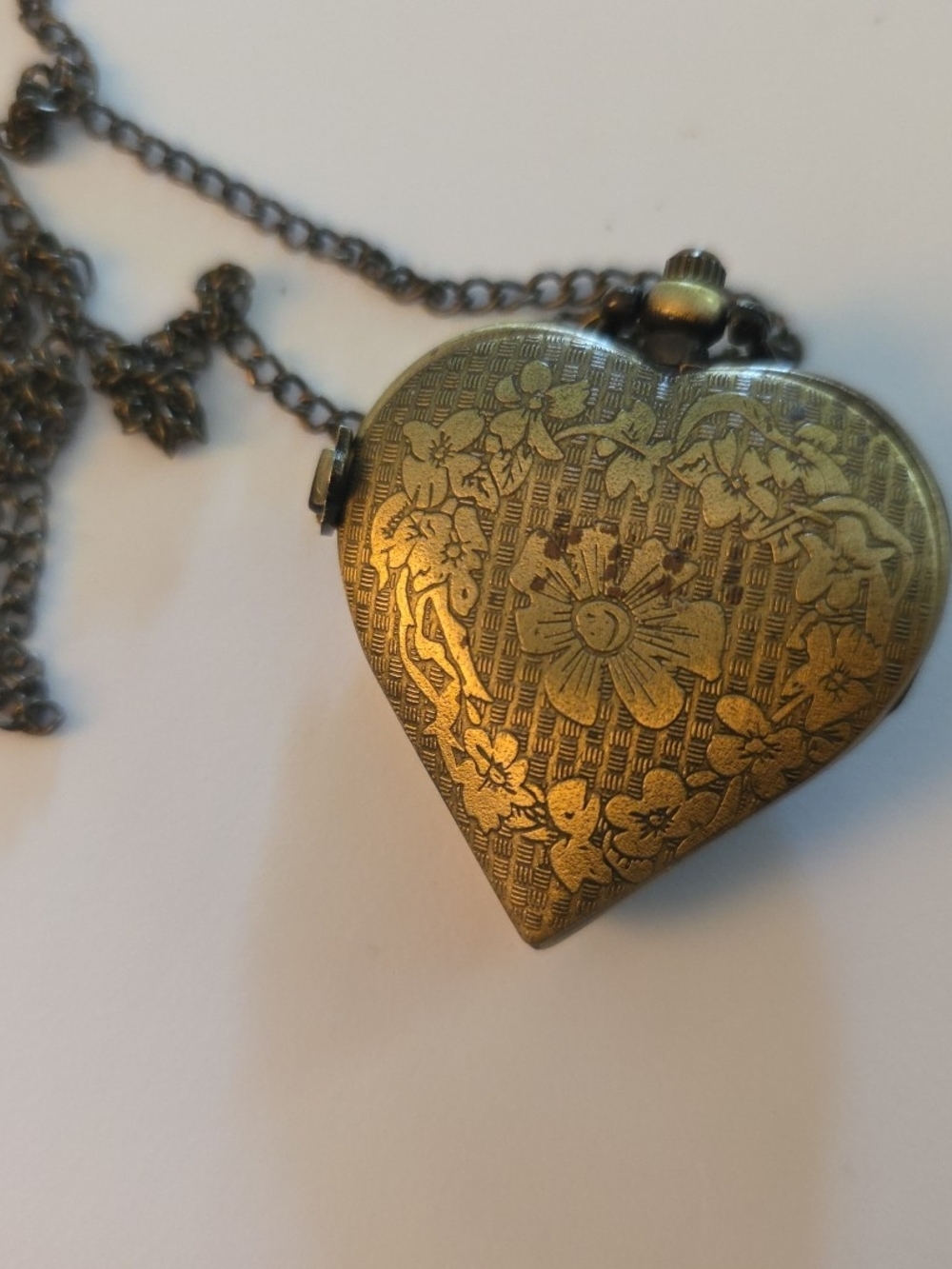 Antique-Style Heart Locket Necklace in Bronze Works### - Picture 6 of 9